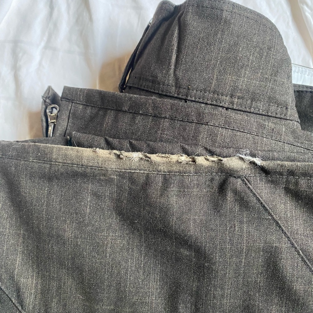 Snowpants - Picture 5 of 5